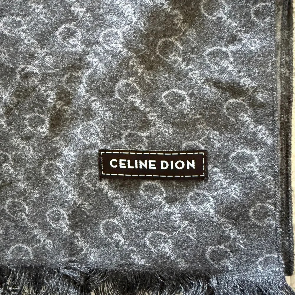 Celine Dion wrap yourself